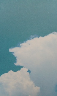 �V����B